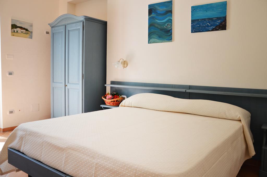 Agriturismo Terra Di Elea Azienda Agricola Di Raimondo Michela Ascea Chambre photo